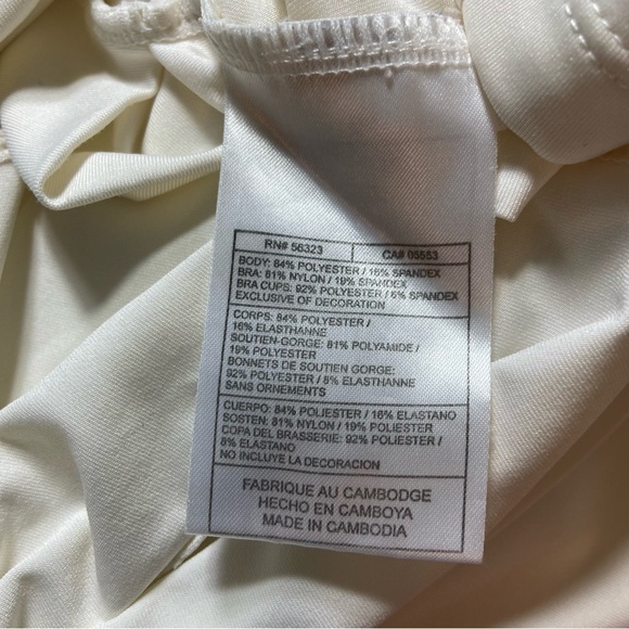 Nike Running Bundle Lot Tank Bra Top & 2 Shorts Small S Blue Salmon Pink - Picture 5 of 16